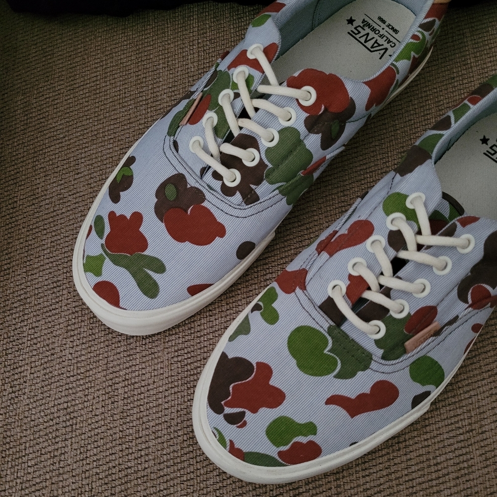 VANS MEN'S ABSTRACT PRINT LACE UP SNEAKERS
